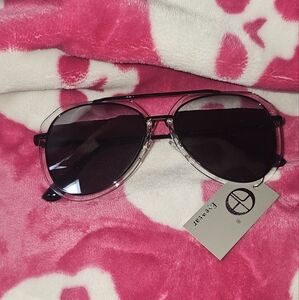 NWT GA AVIATOR BLACK AND CLEAR SUNGLASSES